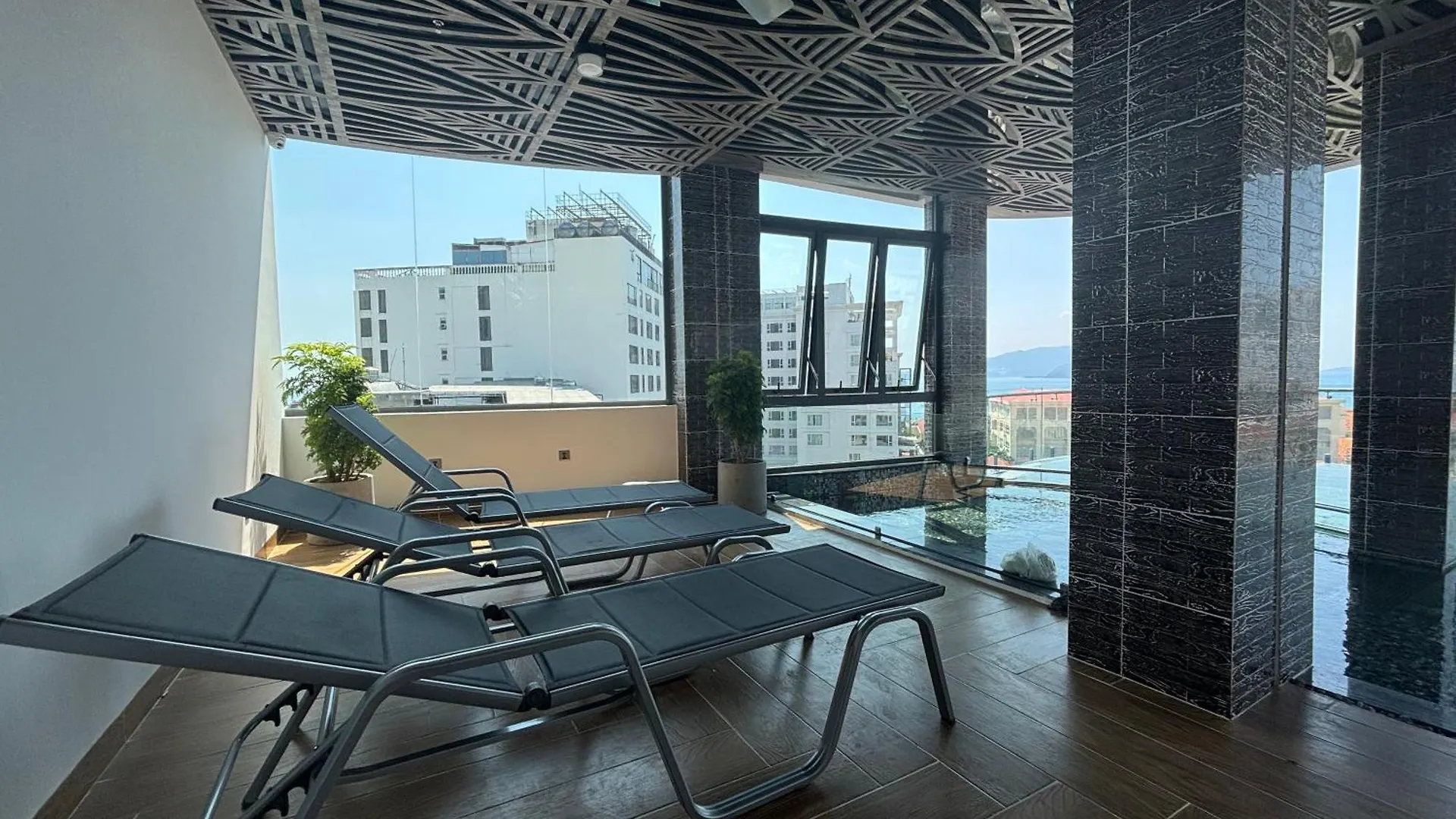 W Premium Nha Trang Hotel