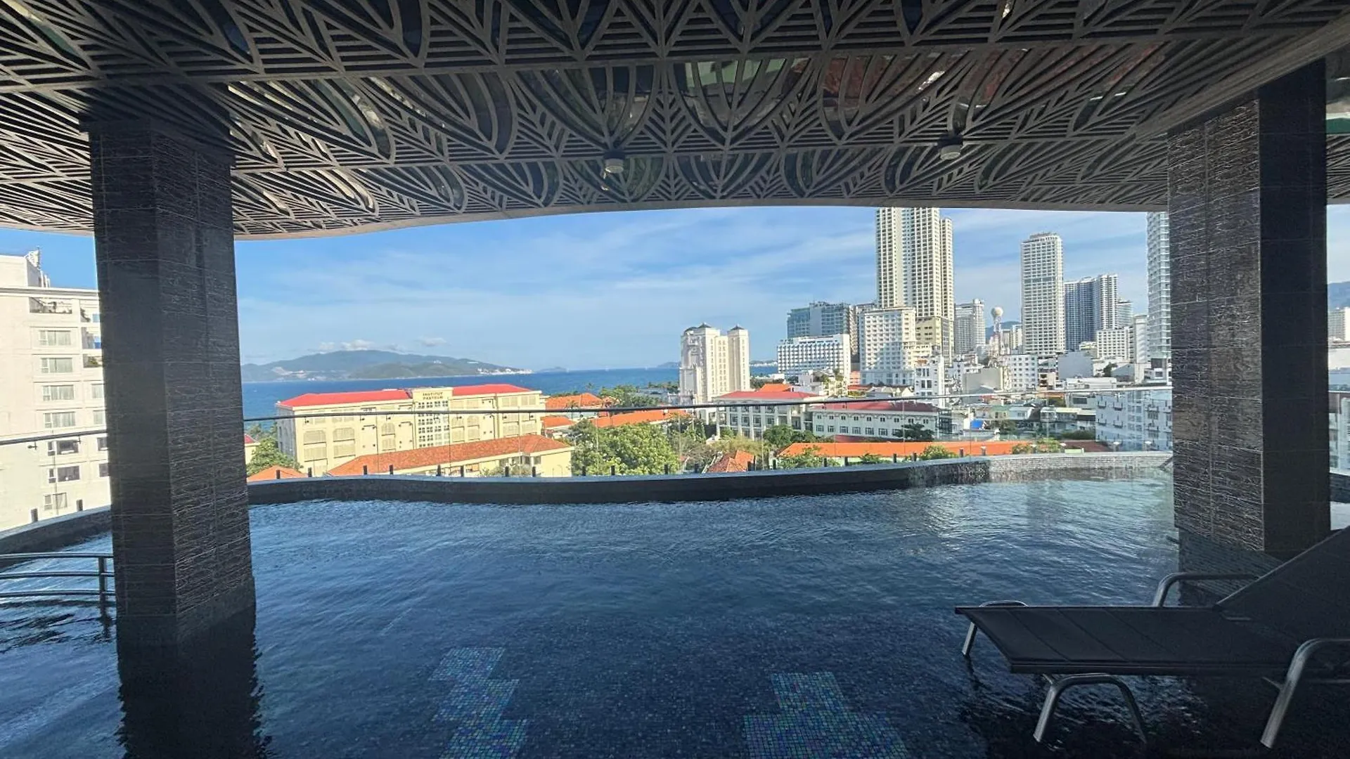 W Premium Nha Trang Hotel