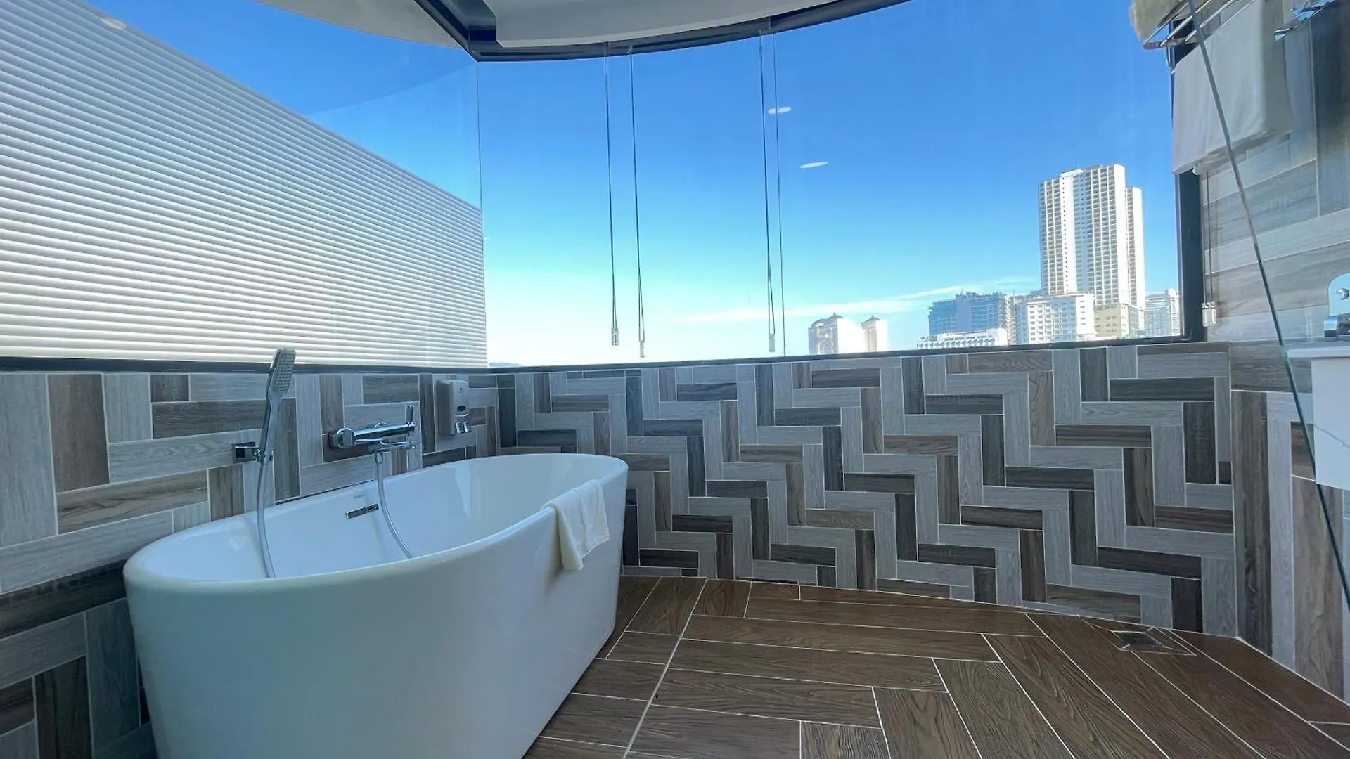 W Premium Nha Trang Hotel
